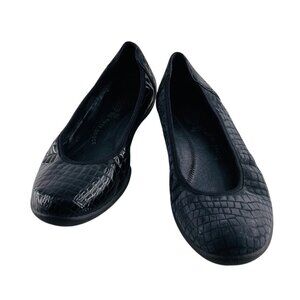 Fly Flot Womens Black Croc Leather Upper Flats Size 37‎